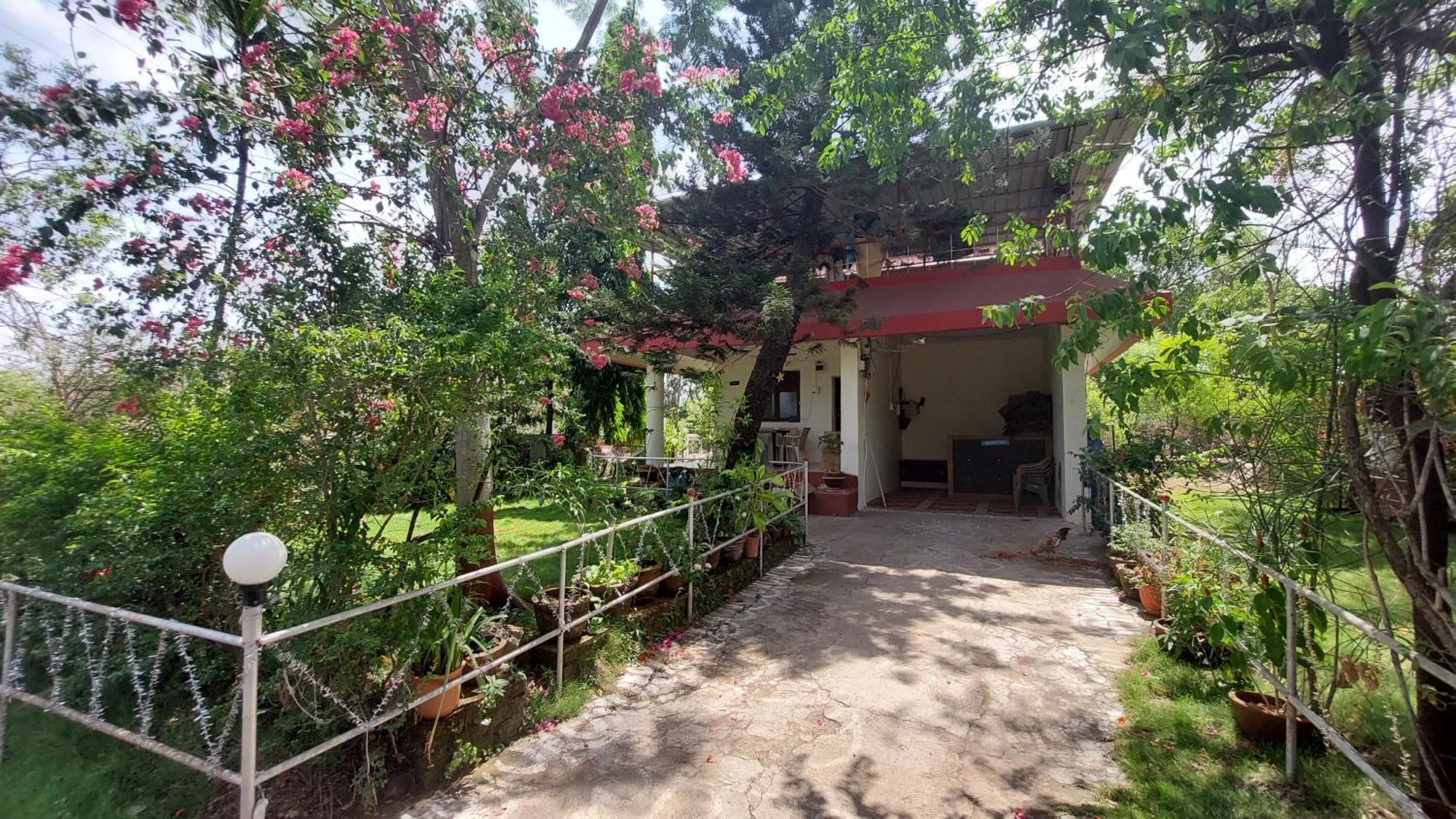 Prajakta Rest House Alībāg Cameră foto